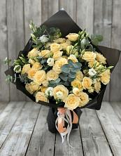 Букет цветов из:  Розы и Лизиантусы в Миньяре