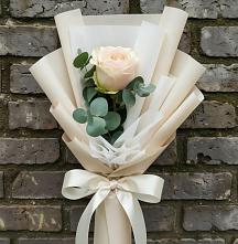 Букет цветов из:  Розы в Миньяре