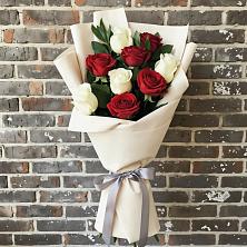 Букет цветов из:  Розы в Миньяре