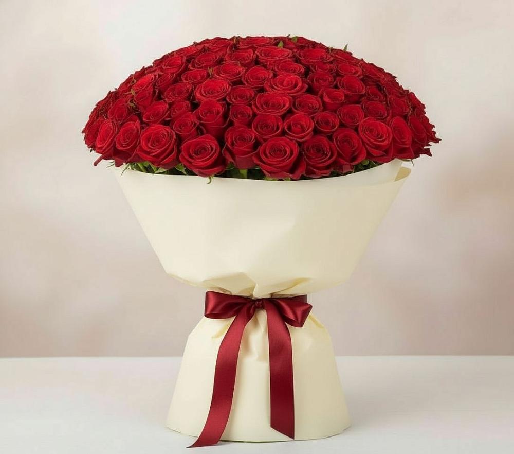 Букет 101 Красная роза Милано в Миньяре