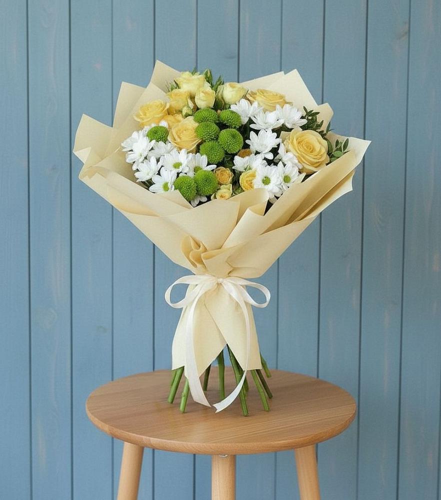 Букет цветов из: Хризантемы и Розы в Миньяре