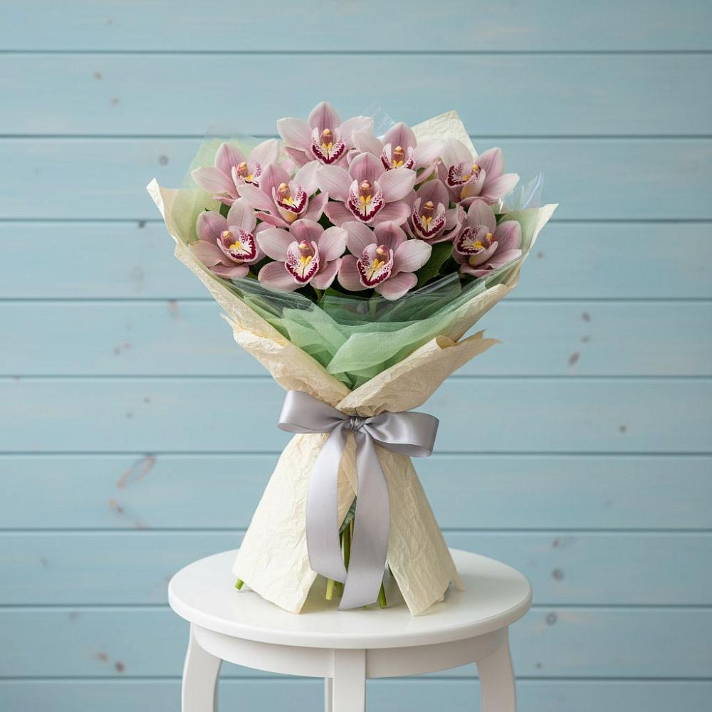 Букет цветов из: Орхидеи и Розы в Миньяре