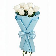 Букет 7 белых роз Проуд в Миньяре