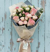 Букет цветов из:  Розы в Миньяре