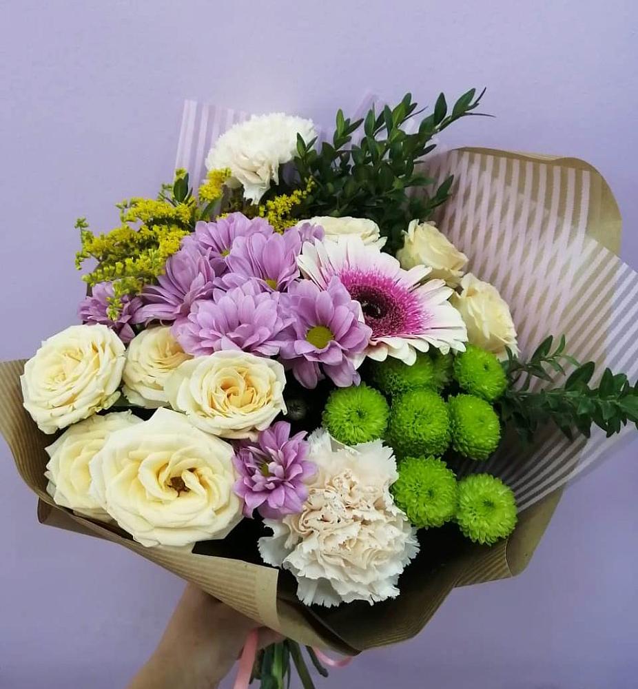 Букет цветов из: Хризантемы, Розы, Гвоздики и Герберы в Миньяре