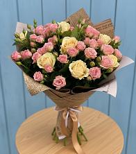 Букет цветов из:  Розы в Миньяре