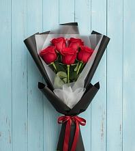 Букет цветов из:  Розы в Миньяре