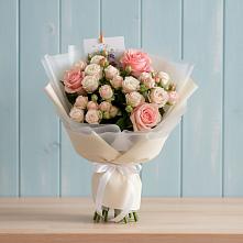 Букет цветов из:  Розы в Миньяре