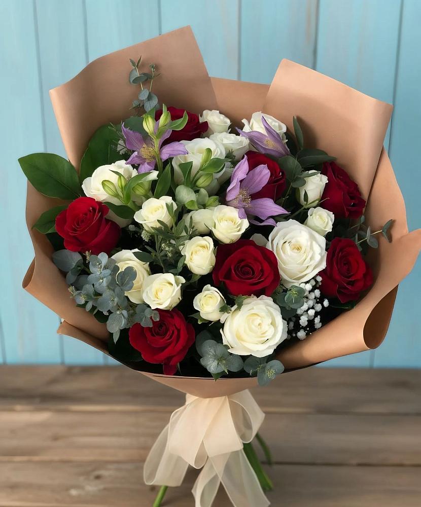 Букет цветов из: Розы и Альстромерии в Миньяре