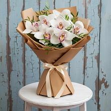 Букет цветов из:  Орхидеи и Розы в Миньяре