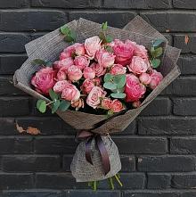Букет цветов из:  Розы в Миньяре